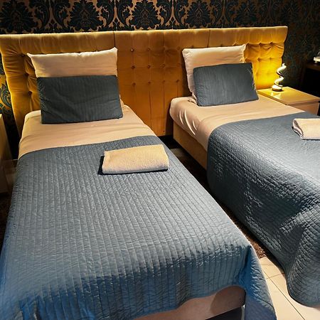 B&M Guesthouse Oswiecim Ngoại thất bức ảnh