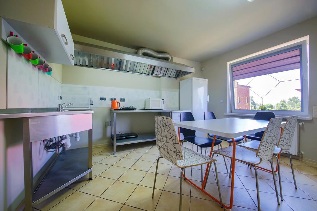 B&M Guesthouse Oswiecim Ngoại thất bức ảnh