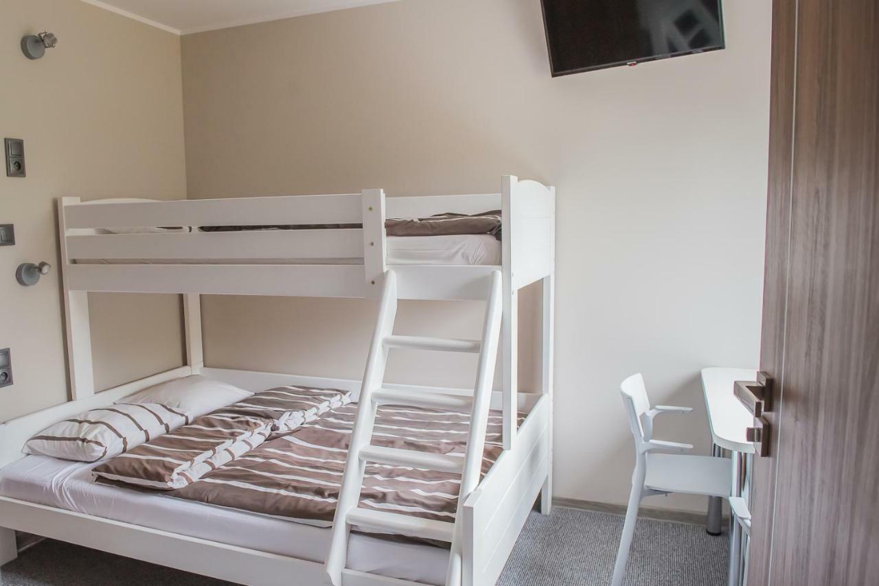 B&M Guesthouse Oswiecim Ngoại thất bức ảnh